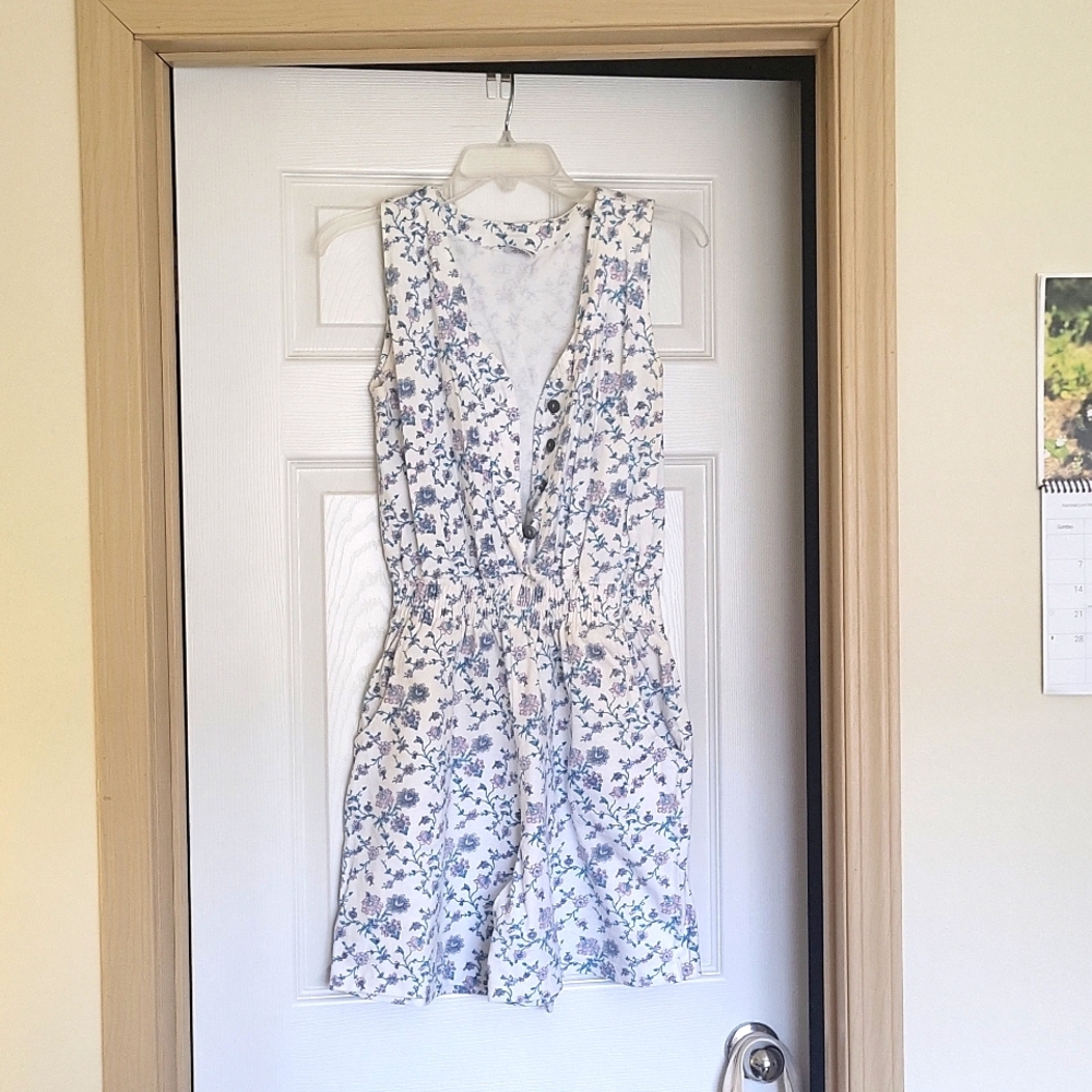 Adorable Romper, White w/blue an pink, Size S, Brand: Action Gear $25